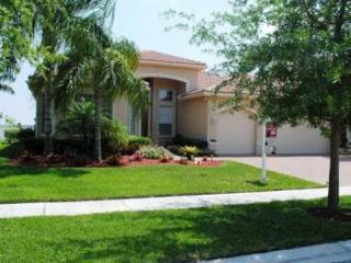 5037 195th Ter, Hollywood, FL 33029-6282