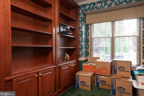 7 Mckinley Ave, Blenheim NJ  08012-5355 exterior