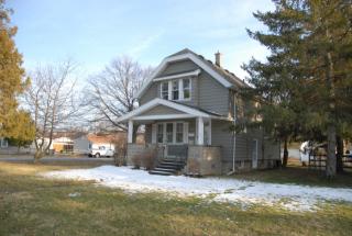 602 Wayne St, Maumee, OH 43537-2054