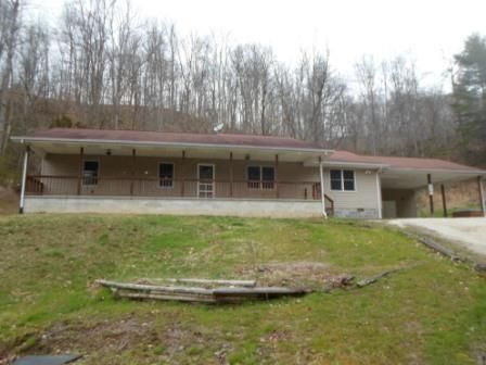 151 Left Fork Of Robinson Dr, Offutt, KY 41240-9002