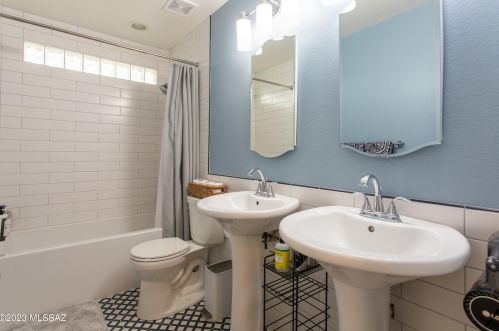 1371 Culpepper Ave, Tucson AZ  85745-3300 exterior