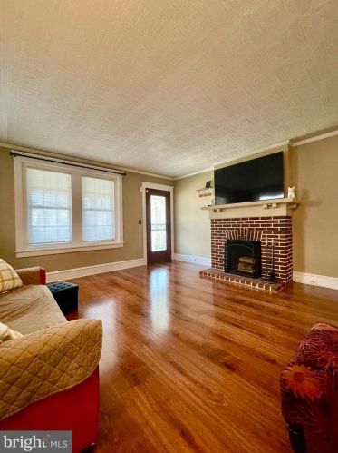 607 Noble St, Norristown PA  19401-5530 exterior