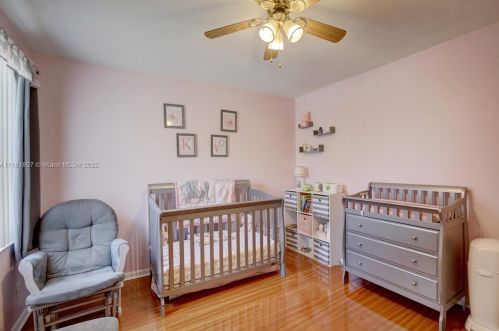 2053 149th Ave, Hollywood FL 33027-4340 exterior