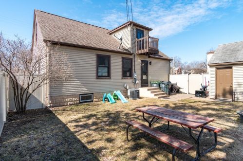 307 24th St, La Crosse WI  54601-5118 exterior