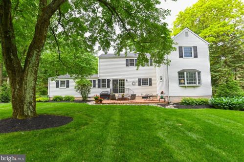 112 Shady Ln, Lansdale PA  19446-1415 exterior