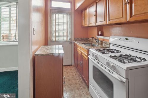 3342 Alden Pl, Washington DC 20019-1314 exterior