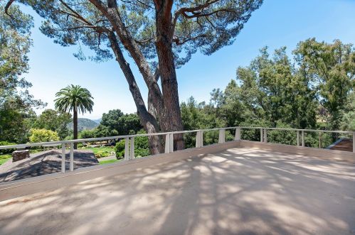 2917 Tavern Rd, Alpine CA  91901-3141 exterior