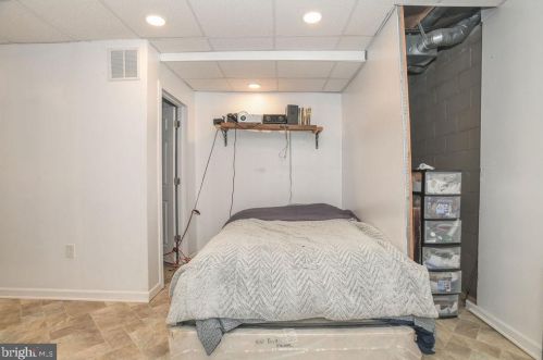 144 Lake Arrowhead Cir, Bear DE  19701-3810 exterior