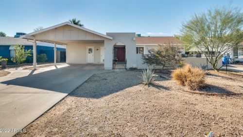 8749 Clarendon Ave, Phoenix, AZ 85037-2654