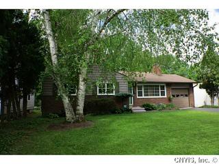 134 Hancock Dr, Syracuse, NY 13207-1545