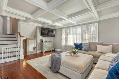 202 Myrtle Ave, Garwood NJ  07027-0013 exterior