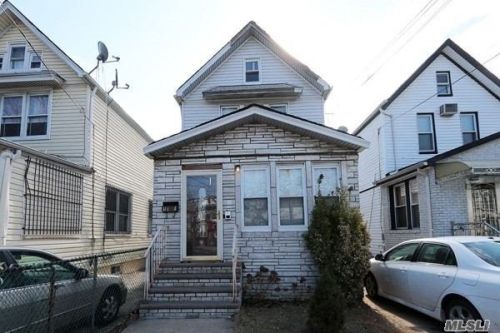14614 111th Ave, Jamaica, NY 11435-5705