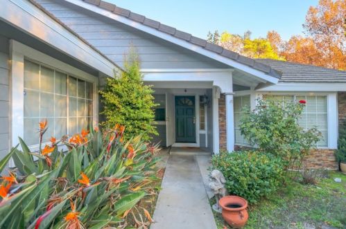 1210 Country Hollow Dr, Walnut CA  91789-1258 exterior