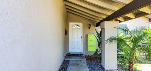 8945 Libra Dr, San Diego CA 92126-4708 exterior