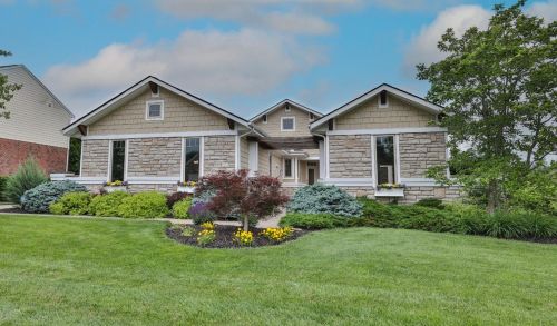 5167 Homestead Dr, South Lebanon, OH 45065-8785