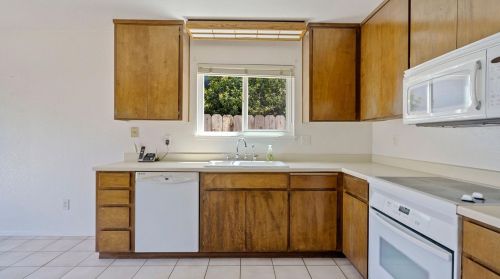 1539 Bailey Dr, Ripon CA  95366-3153 exterior