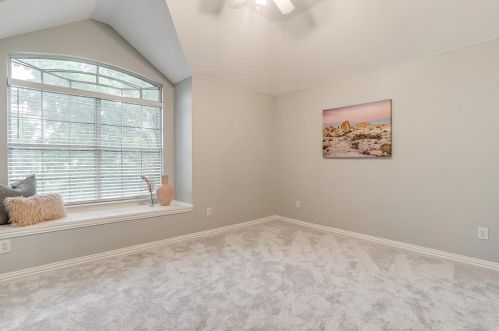 1005 Tanglewood Ln, Lewisville TX  75028-8234 exterior