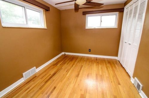 1560 Berkshire Ave, Pittsburgh PA  15226-2476 exterior