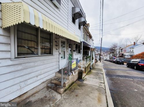 583 Market St, Primrose, PA 17901-2723