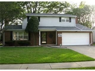 1054 Westbrook Dr, Perrysburg, OH 43551-1652