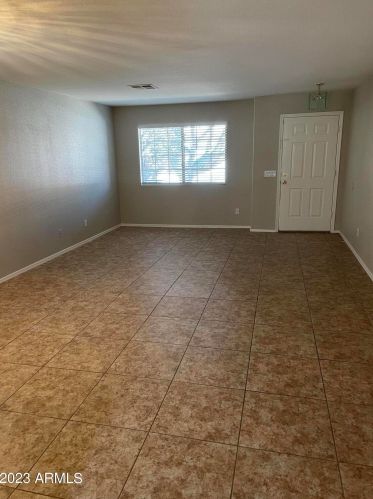 3827 Villa Linda Dr, Glendale AZ  85310-3322 exterior