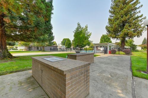 14789 Natchez Ct, Rancho Murieta CA  95683-9735 exterior
