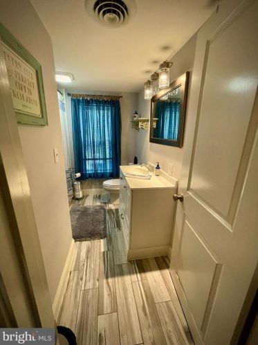 127 Dorman St, Harrington DE  19952-1048 exterior