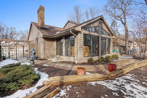 225 Traders Point Ln, Green Bay WI  54302-5236 exterior