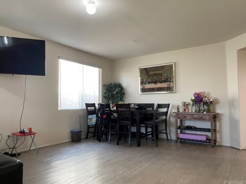 12842 Dos Palmas Rd, Victorville CA  92392-8378 exterior