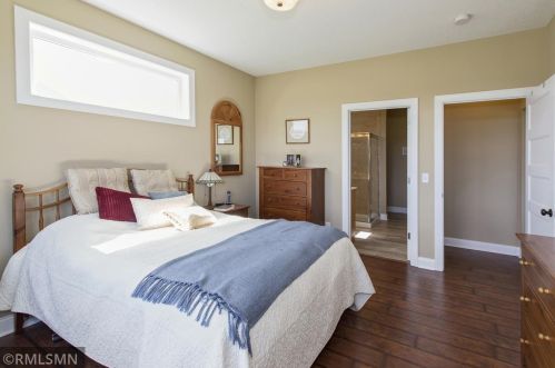 24363 Holm Oak Ave, Columbus MN  55025 exterior