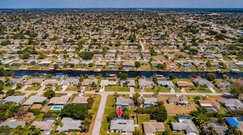 1305 37th St, Cape Coral, FL 33914-1501