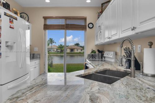 755 170th Ter, Hollywood, FL 33028-2118