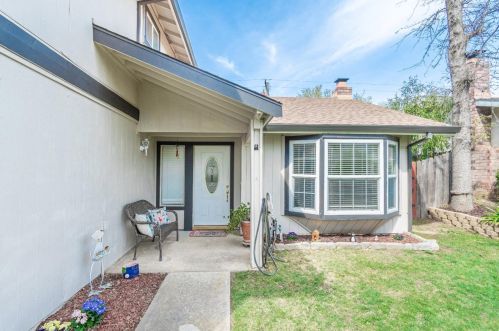 8531 Cumulus Way, Citrus Heights, CA 95662-3906
