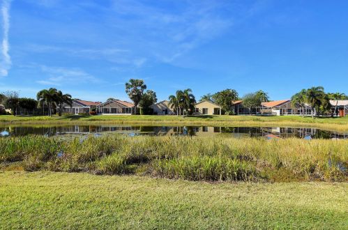 7181 Foxworth Ct, Boynton Beach FL  33437-6455 exterior