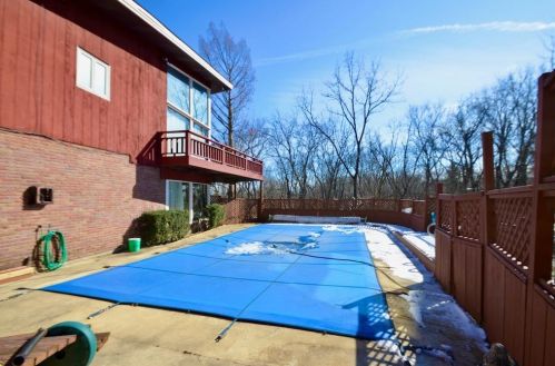 441 Deanview Dr, Cincinnati OH  45224-1415 exterior