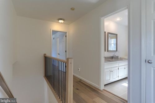 850 Zermatt Dr, Hummelstown PA  17036-9706 exterior