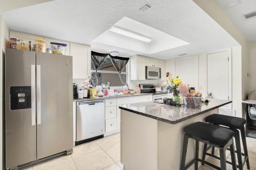2430 Benjamin Dr, Kissimmee, FL 34744-2722