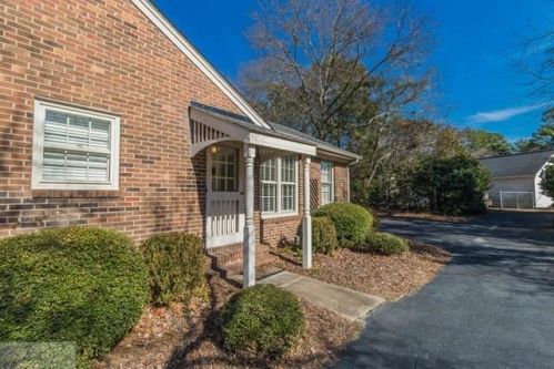 504 Abington Pl, Goldsboro, NC 27534-7516