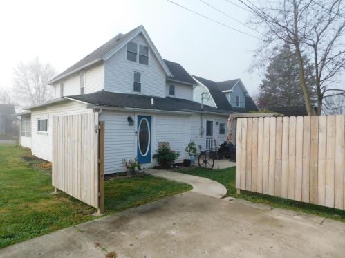 408 7th St, Marysville, OH 43040-1716