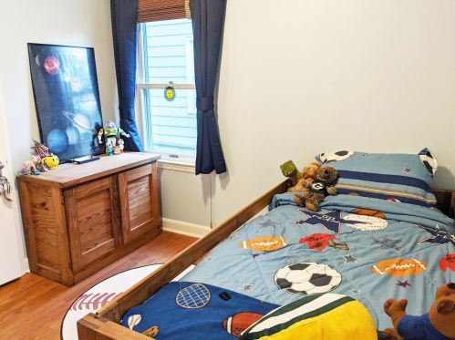 3406 87th St, Milwaukee WI  53227-4516 exterior