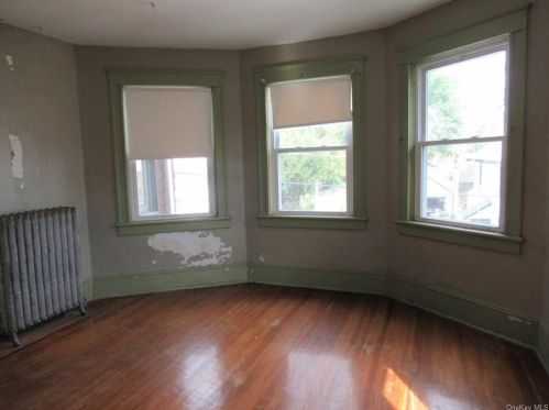 11 Schneider Ave, Highland Falls NY  10928-1409 exterior