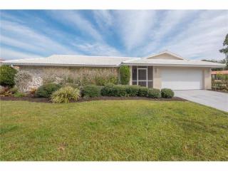 2939 Captiva Dr, Sarasota, FL 34231-6917
