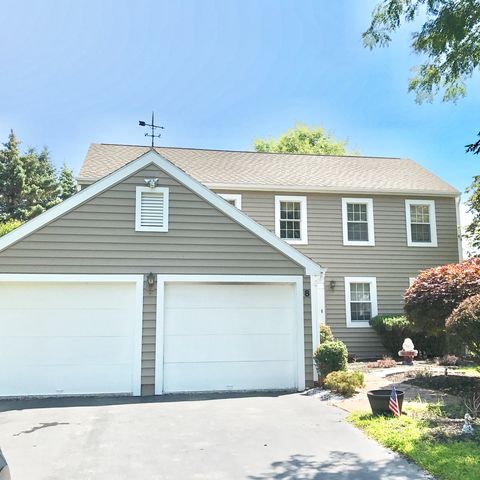 8 Wedgewood Ln, Reidsville, NY 12186-9702