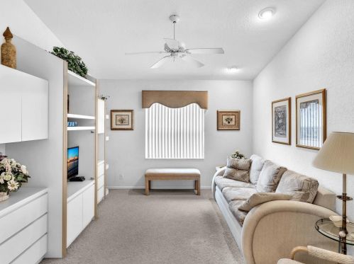 6840 Lismore Ave, Boynton Beach FL  33437-6441 exterior