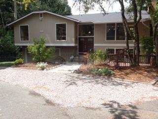 315 Firway Ln, Bremerton, WA 98311-9111