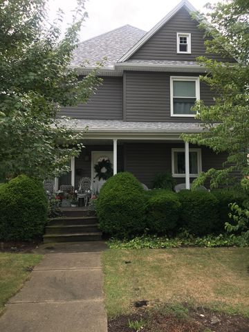322 Wooster Ave, Strasburg, OH 44680-1048