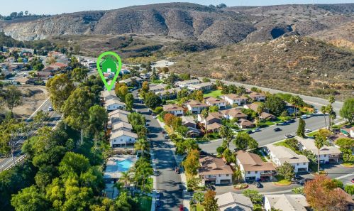 6441 Bell Blf Ave, San Diego CA 92119-1018 exterior