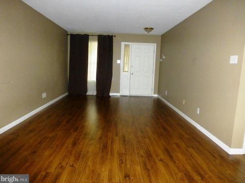 4969 Windy Meadow Ct, Pipersville, PA 18947-1042