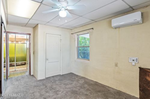 902 Prince Rd, Tucson AZ 85705-3028 exterior