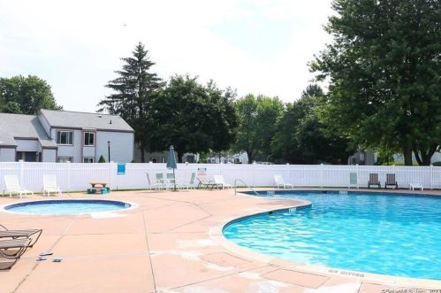 185 Candlewood Dr, Wapping CT  06074-2613 exterior
